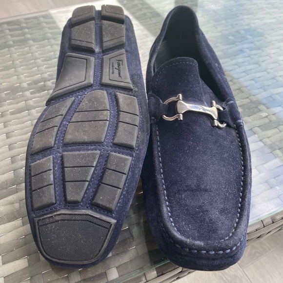 Men’s s  ferragamo loafers - Picture 5 of 7